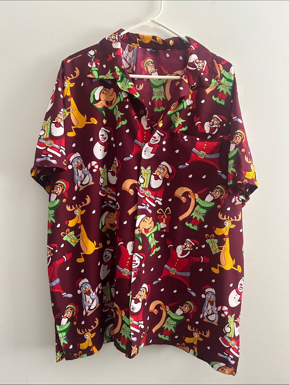 Christmas Festive Mens Size XL Burgundy Print Button-Up Shirt